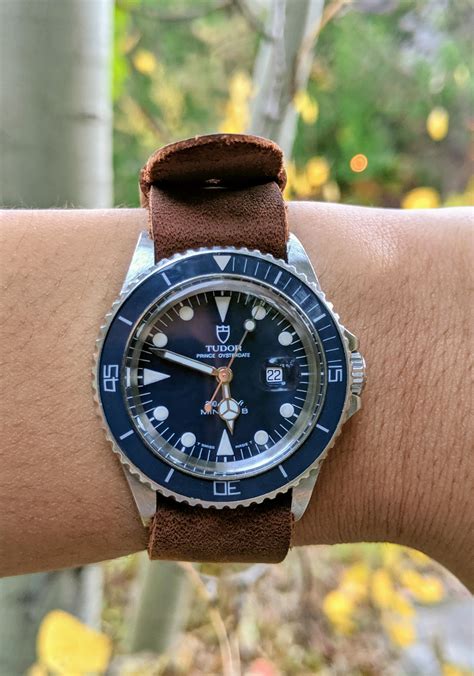 [Tudor] It's Fall guys! Time to break out the Mini Sub : 